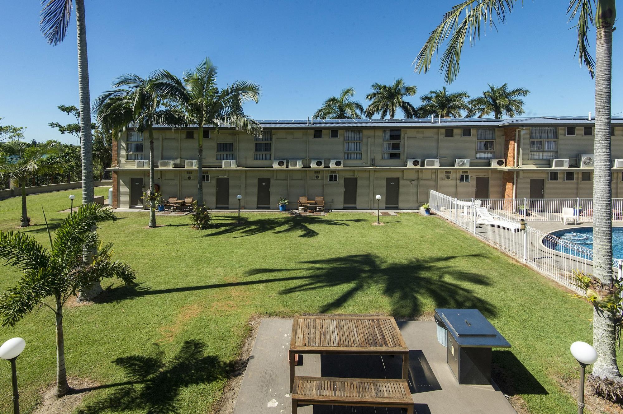 Mid City Motor Inn Mackay Exterior photo